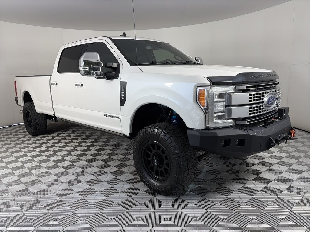 2019 Ford F-350 Super Duty Platinum Crew Cab 4WD