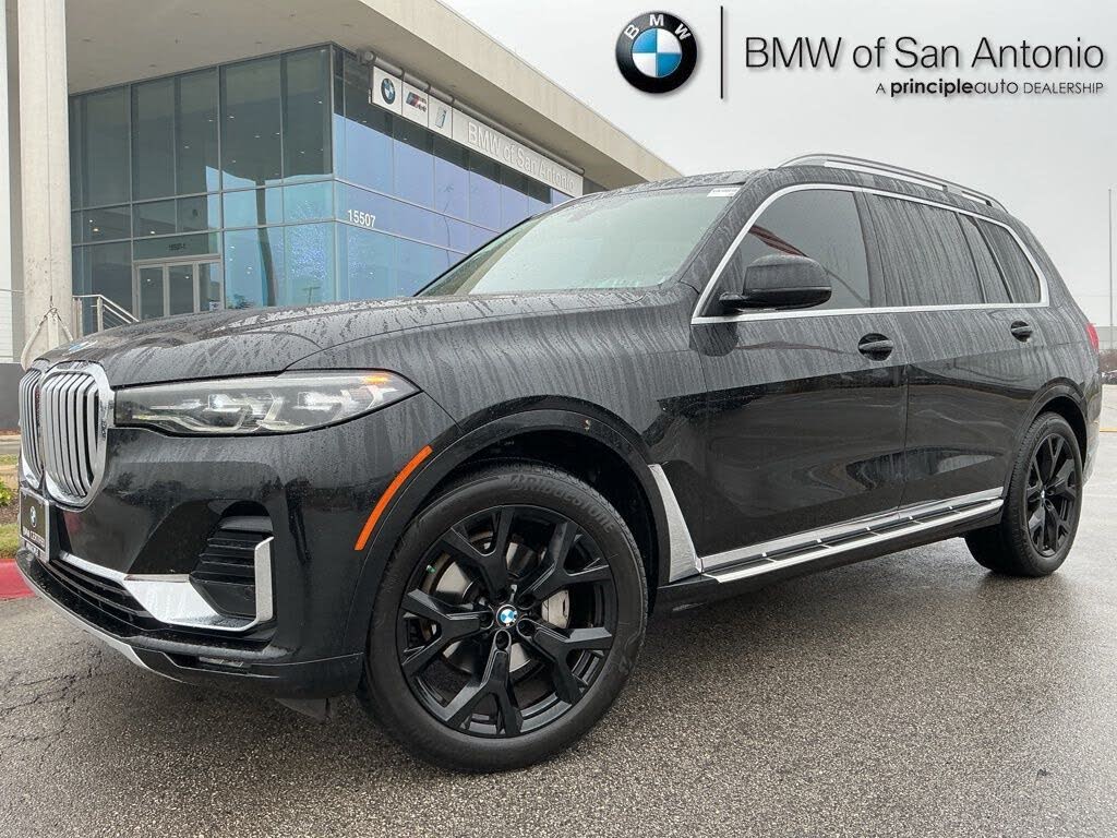 2022 BMW X7 xDrive40i AWD