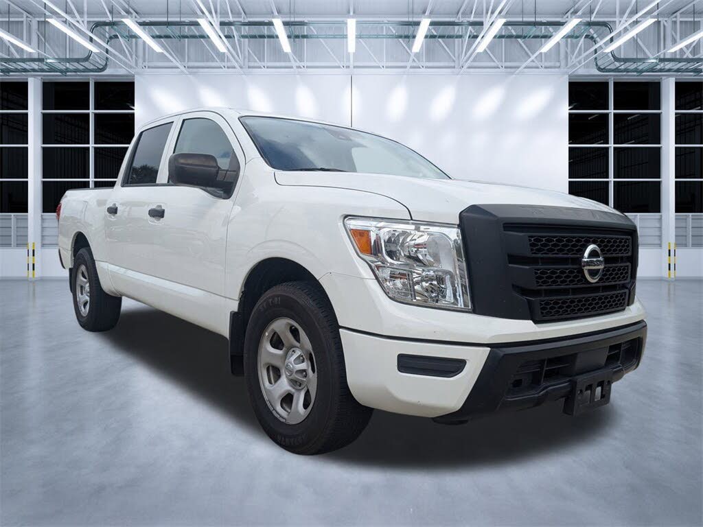 2022 Nissan Titan S Crew Cab RWD