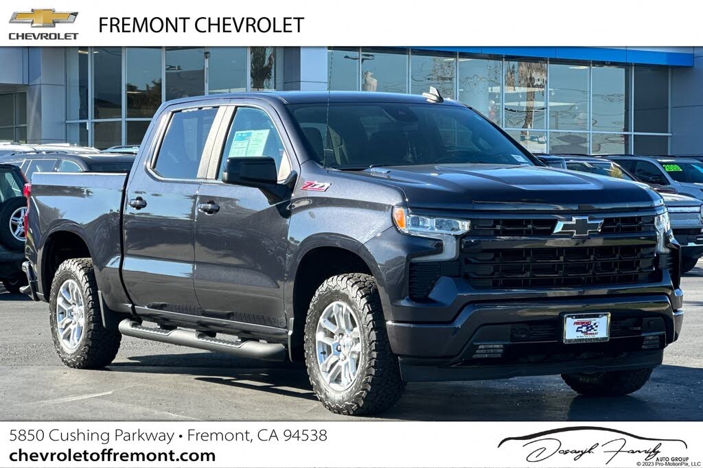 2023 Chevrolet Silverado 1500 RST Crew Cab 4WD