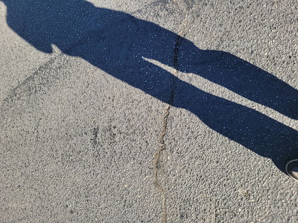 2023 Genesis G70 2.0T RWD