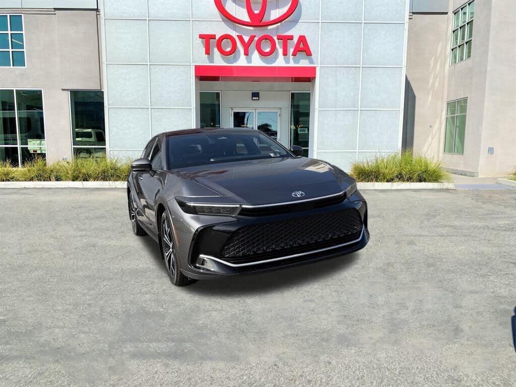 2023 Toyota Crown Limited AWD