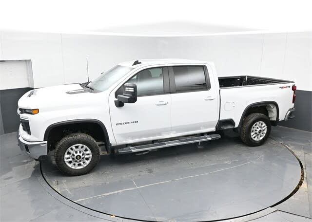 2024 Chevrolet Silverado 2500HD LT Crew Cab 4WD