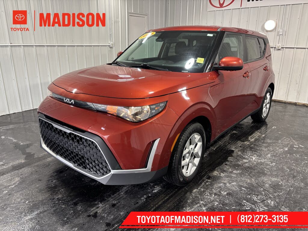 2024 Kia Soul LX FWD