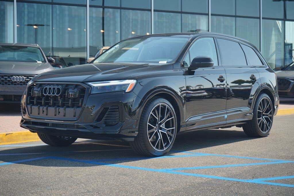 2025 Audi Q7 quattro Premium Plus 55 TFSI