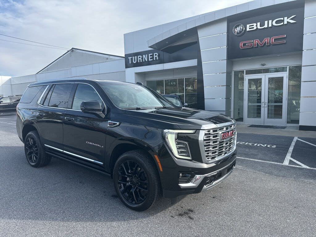 2025 GMC Yukon Denali 4WD