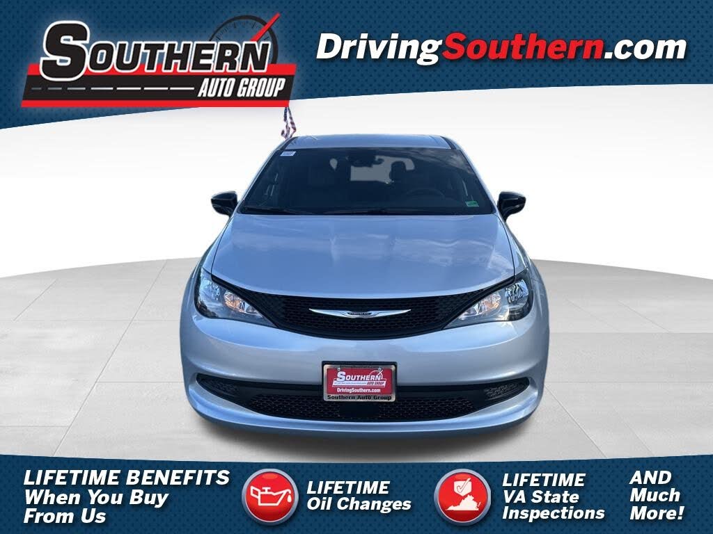 2026 Chrysler Voyager LX FWD