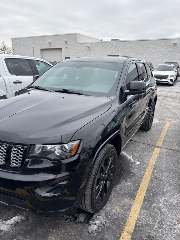 2019 Jeep Grand Cherokee Altitude 4WD