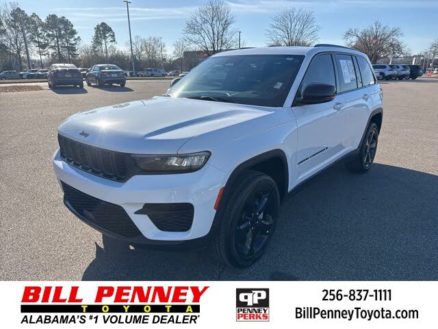 2023 Jeep Grand Cherokee Altitude 4WD