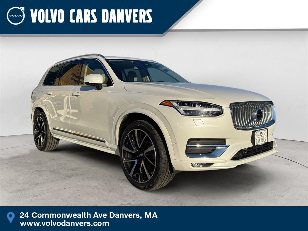 2023 Volvo XC90 B6 Plus Bright Theme 7-Passenger AWD