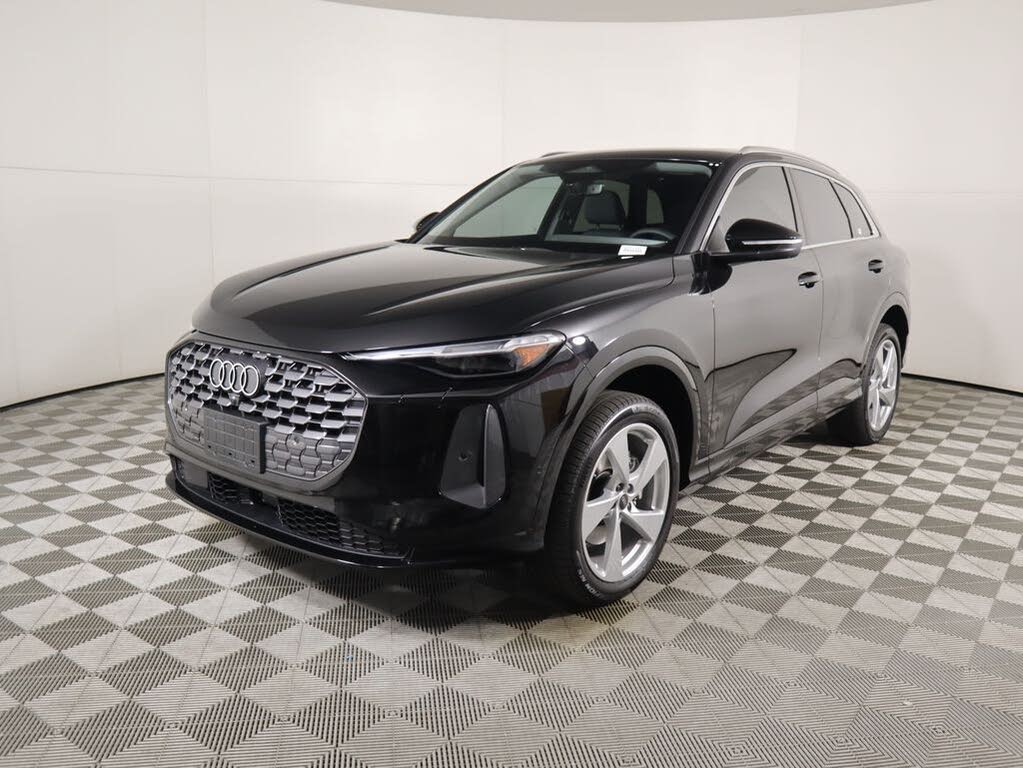 2025 Audi Q5 quattro Premium Plus 40 TFSI