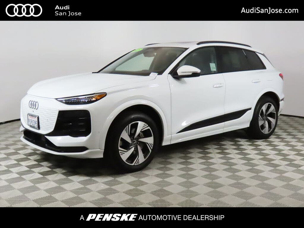 2025 Audi Q6 e-tron quattro Premium Plus