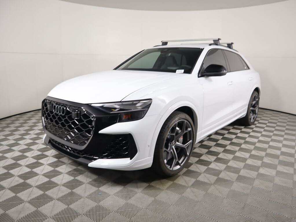 2025 Audi RS Q8 4.0T quattro Performance