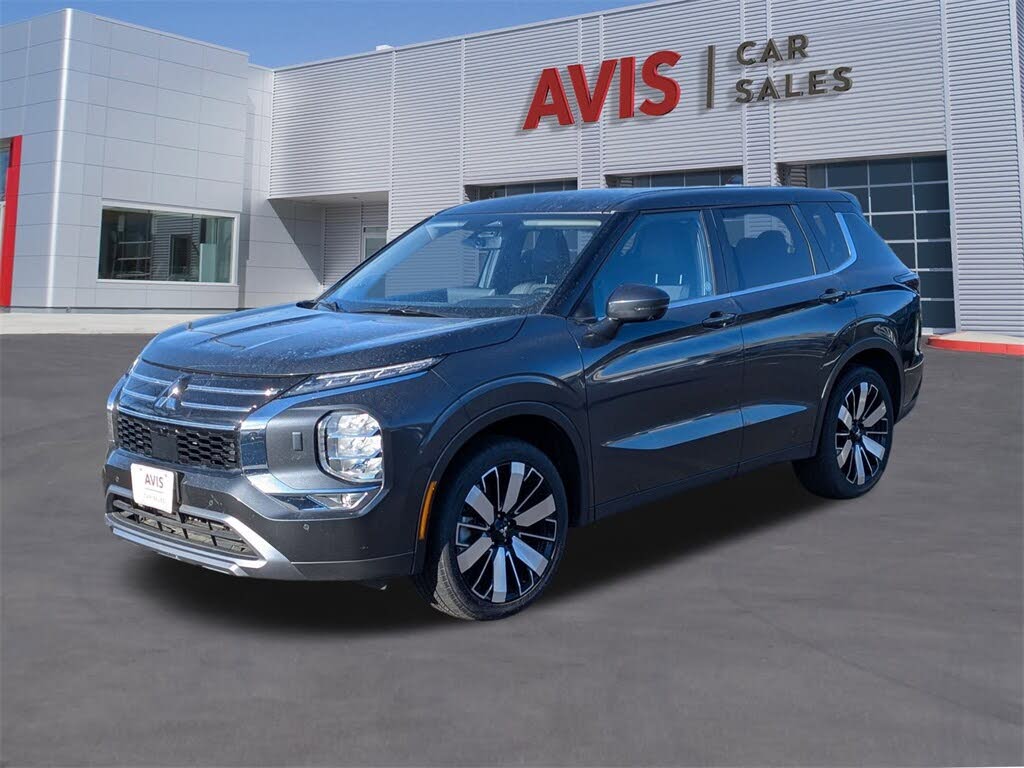 2025 Mitsubishi Outlander SE FWD