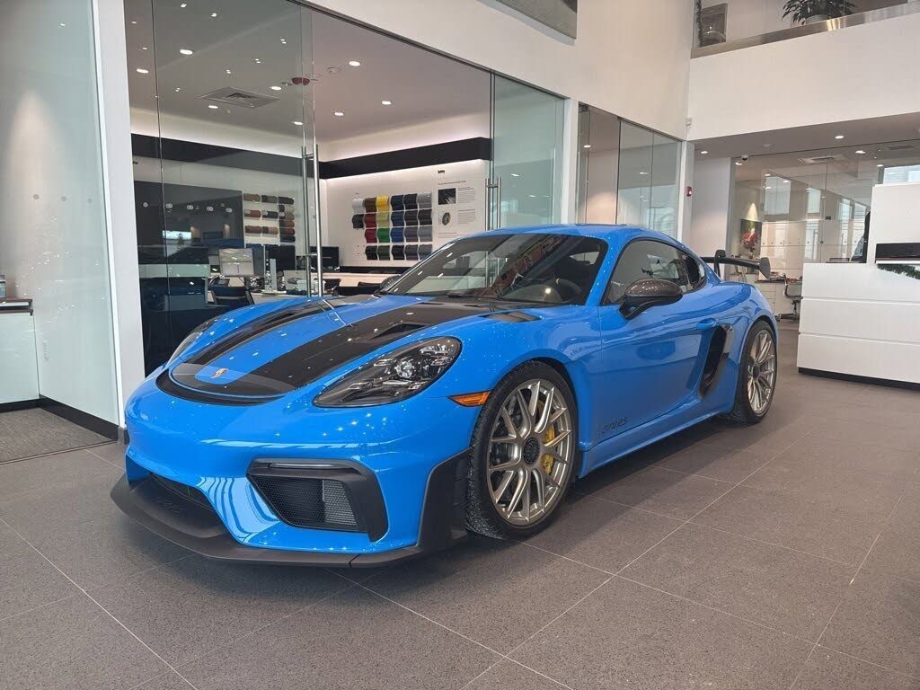 2025 Porsche 718 Cayman GT4 RS RWD