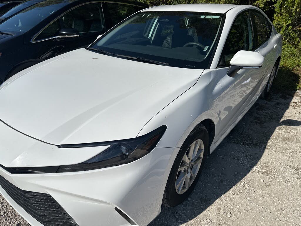 2025 Toyota Camry LE FWD