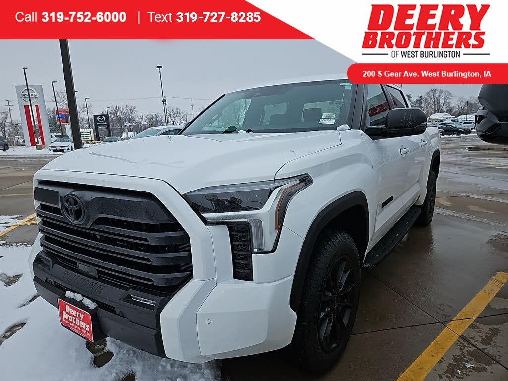 2025 Toyota Tundra SR5 CrewMax Cab 4WD