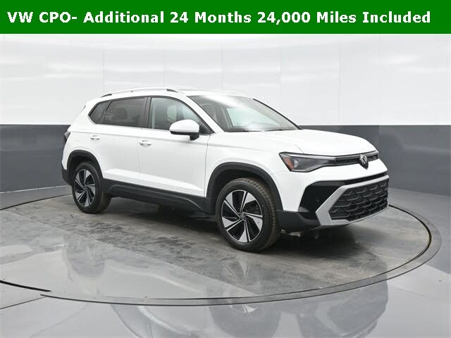 2025 Volkswagen Taos SE 4Motion