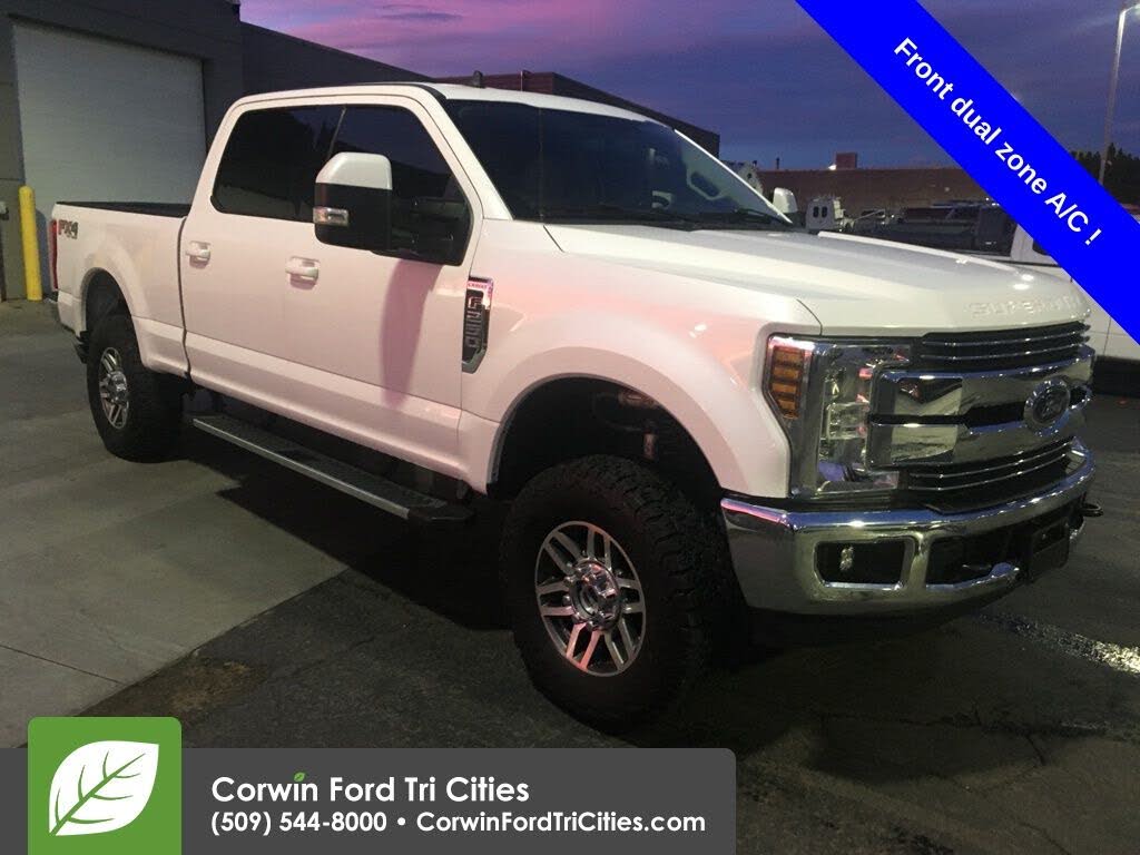 2019 Ford F-250 Super Duty Lariat Crew Cab 4WD
