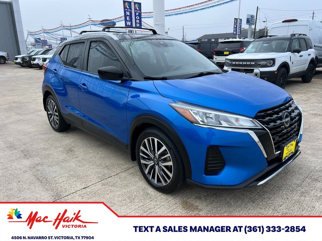 2022 Nissan Kicks SV FWD