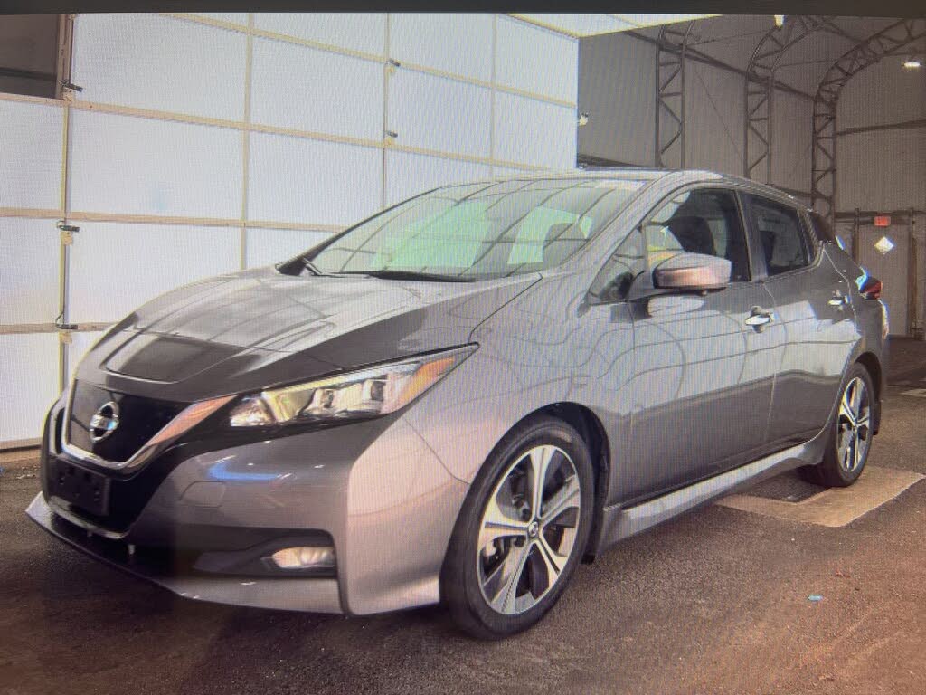 2022 Nissan LEAF SV FWD