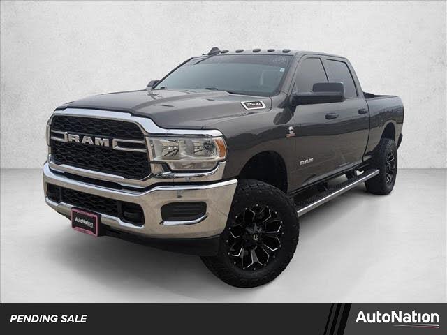 2022 RAM 2500 Tradesman Crew Cab 4WD