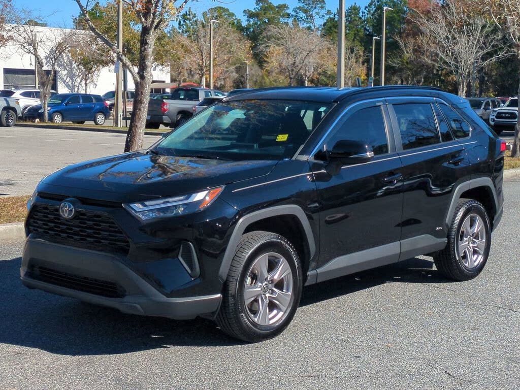 2022 Toyota RAV4 Hybrid XLE AWD