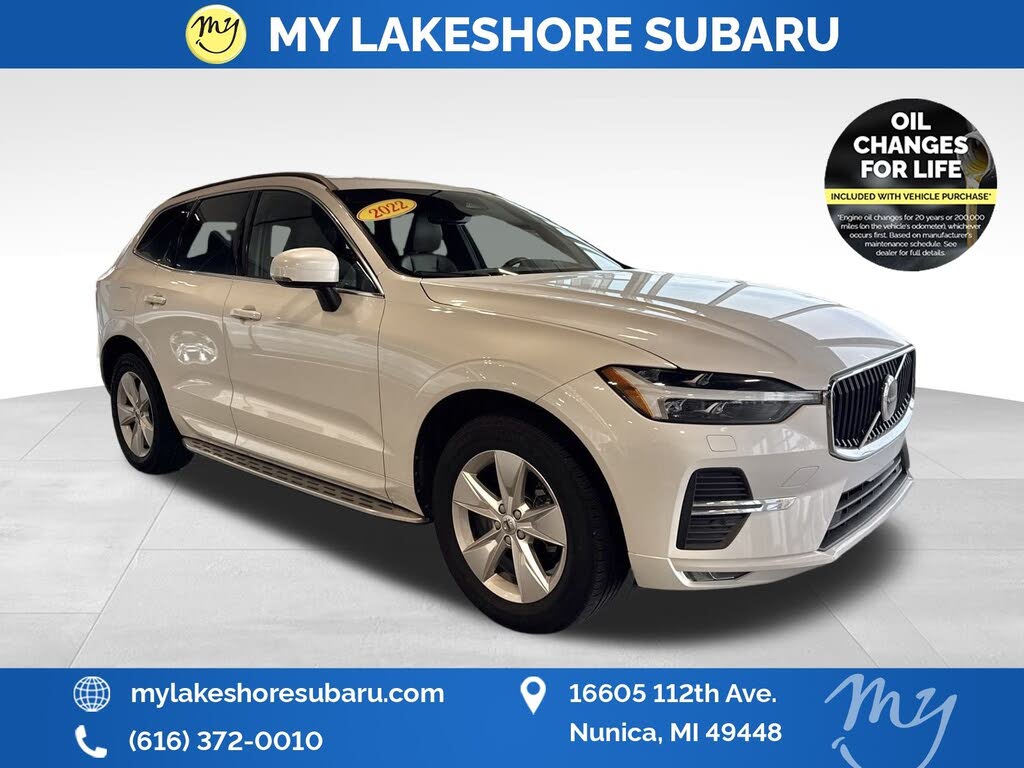 2022 Volvo XC60 B5 Momentum AWD