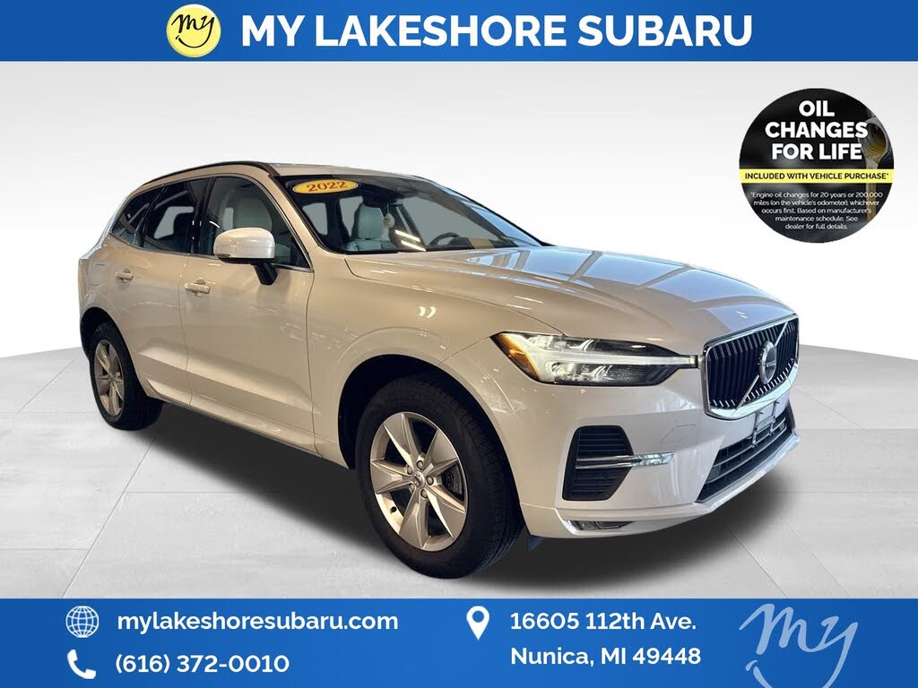 2022 Volvo XC60 B5 Momentum AWD