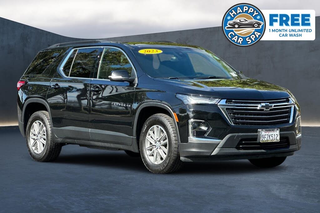 2023 Chevrolet Traverse LT Cloth FWD