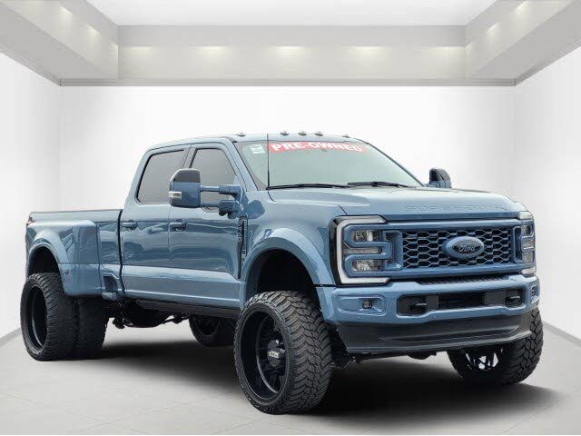 2023 Ford F-450 Super Duty King Ranch Crew Cab LB DRW 4WD