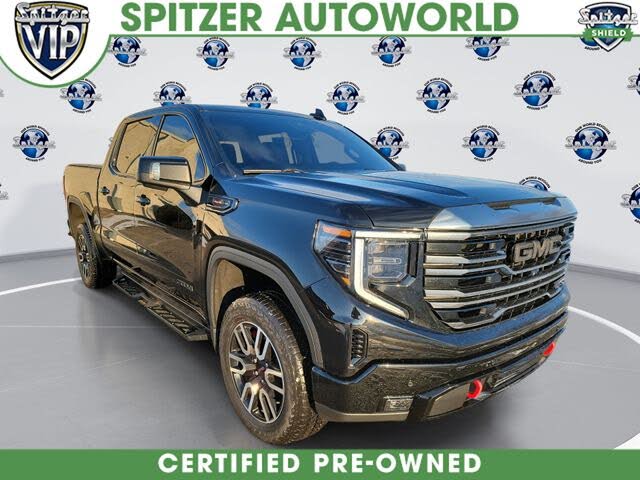 2023 GMC Sierra 1500 AT4 Crew Cab 4WD