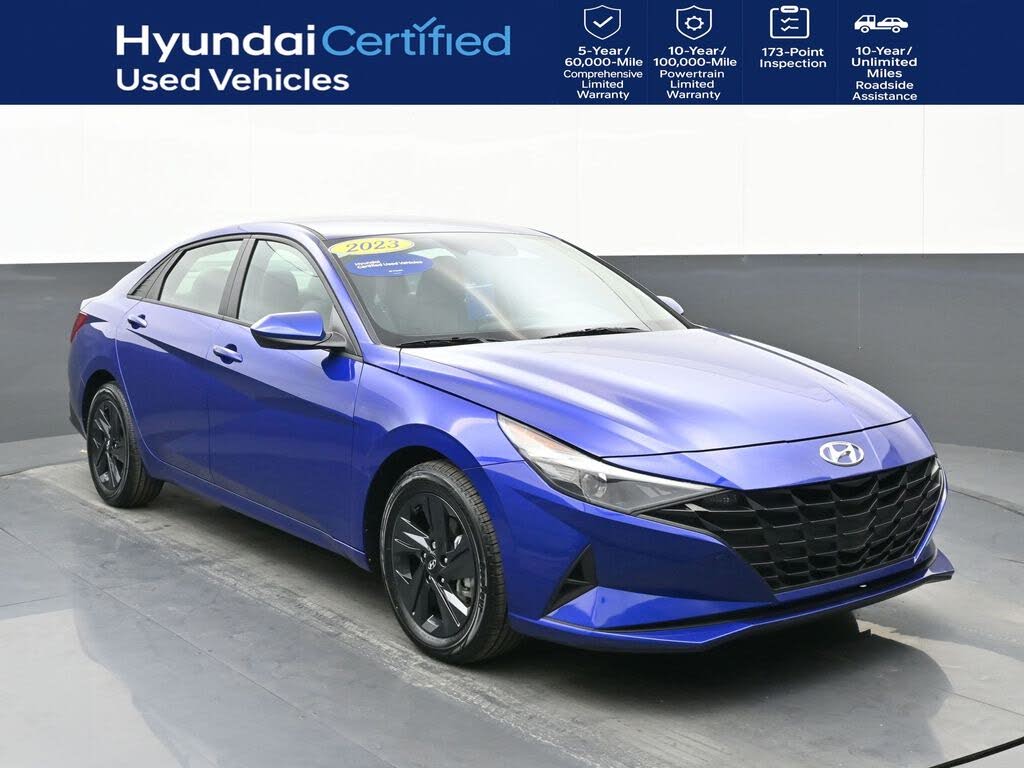 2023 Hyundai Elantra SEL FWD
