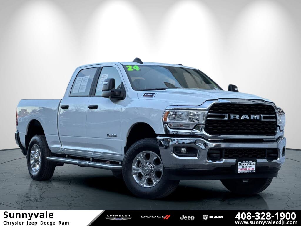 2024 RAM 2500 Big Horn Crew Cab 4WD