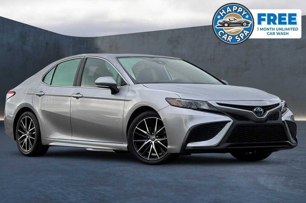 2024 Toyota Camry Hybrid SE FWD