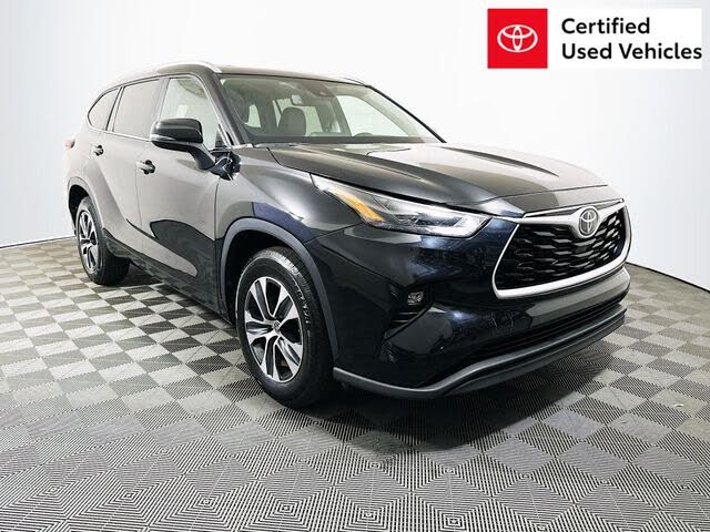 2024 Toyota Highlander XLE FWD