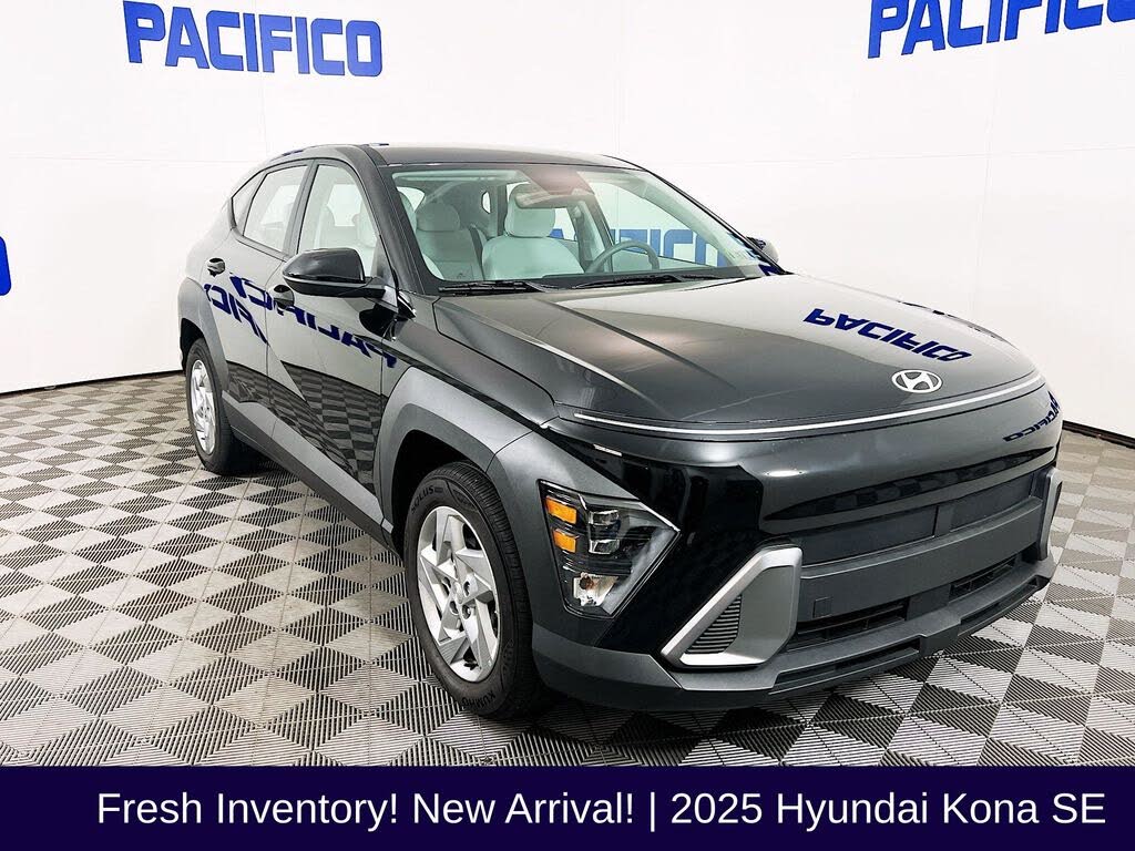 2025 Hyundai Kona SE FWD