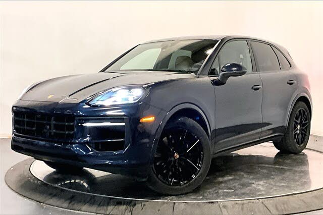 2025 Porsche Cayenne AWD
