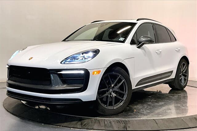 2025 Porsche Macan T AWD