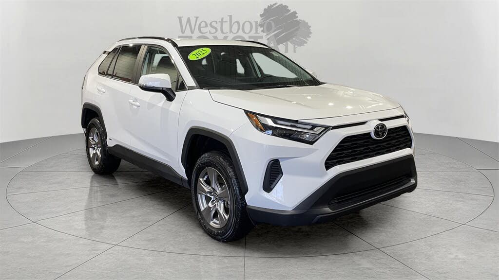 2025 Toyota RAV4 Hybrid XLE AWD