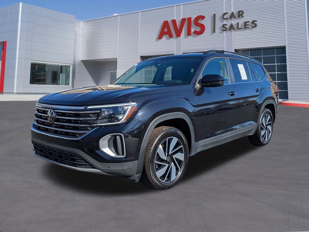 2025 Volkswagen Atlas SE FWD with Technology