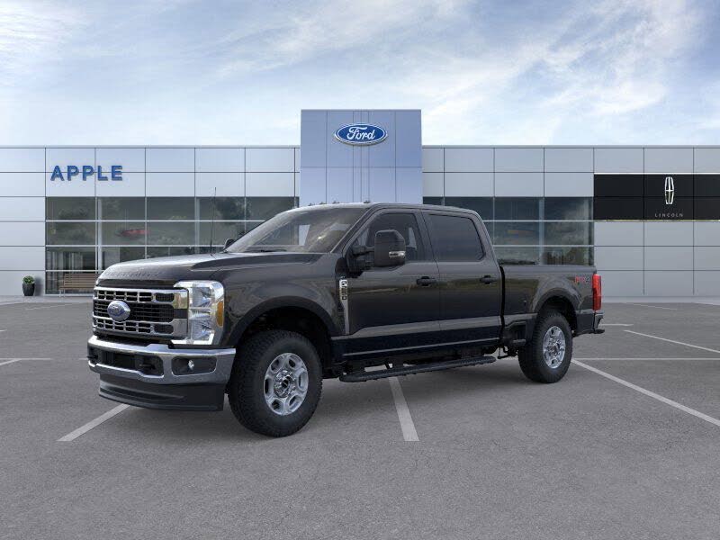 2026 Ford F-250 Super Duty XLT Crew Cab 4WD