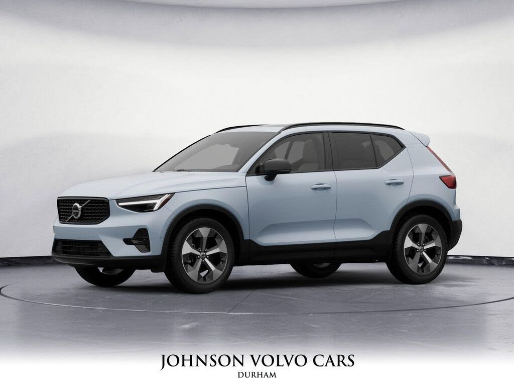 2026 Volvo XC40 B5 Plus AWD