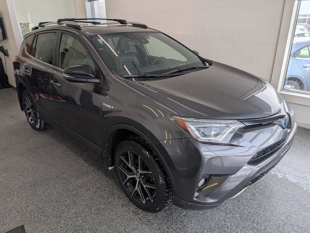 2018 Toyota RAV4 Hybrid SE AWD