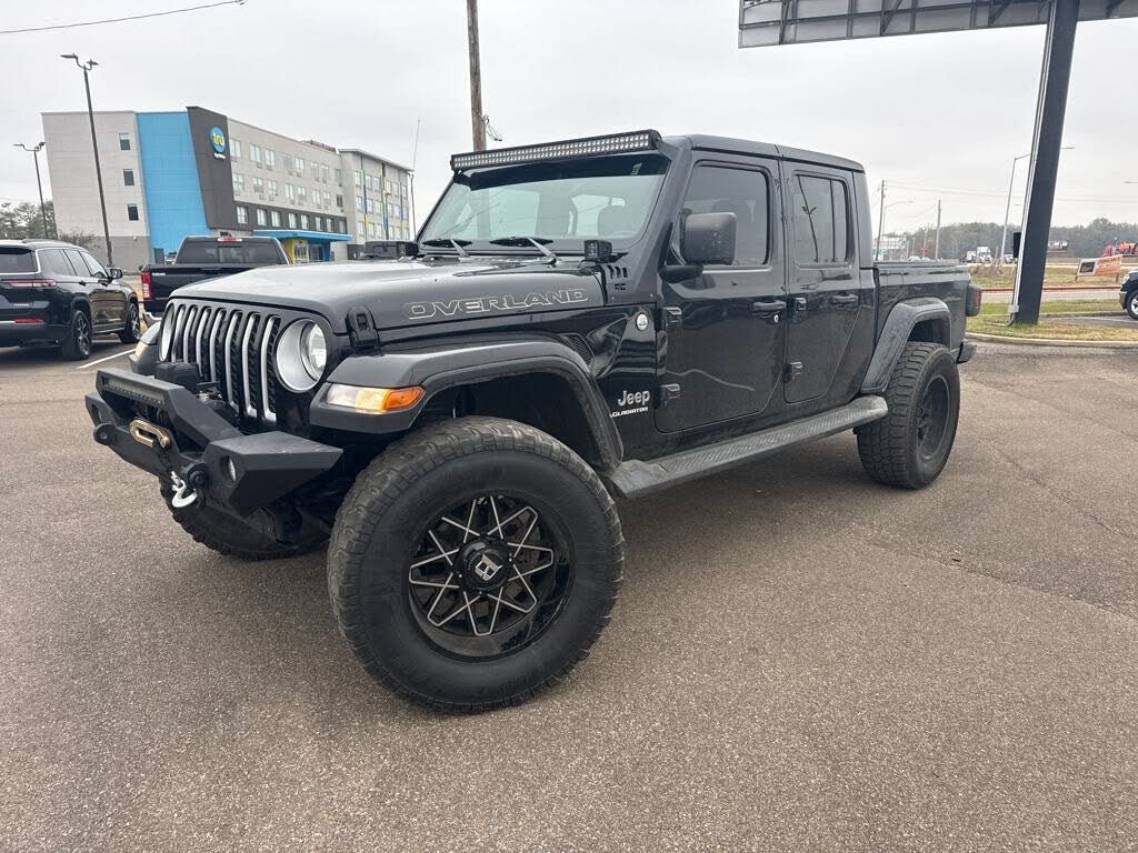 2020 Jeep Gladiator Overland Crew Cab 4WD