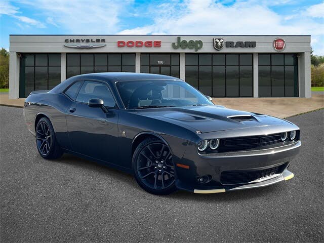 2022 Dodge Challenger R/T Scat Pack RWD