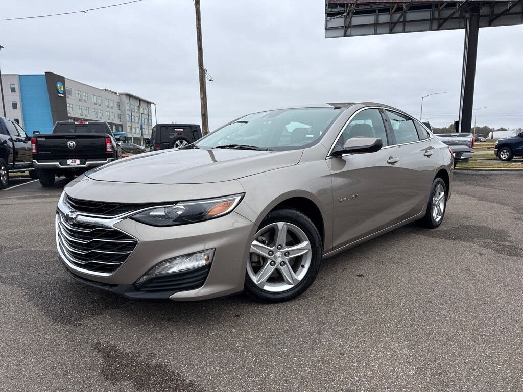 2024 Chevrolet Malibu LT with 1LT FWD