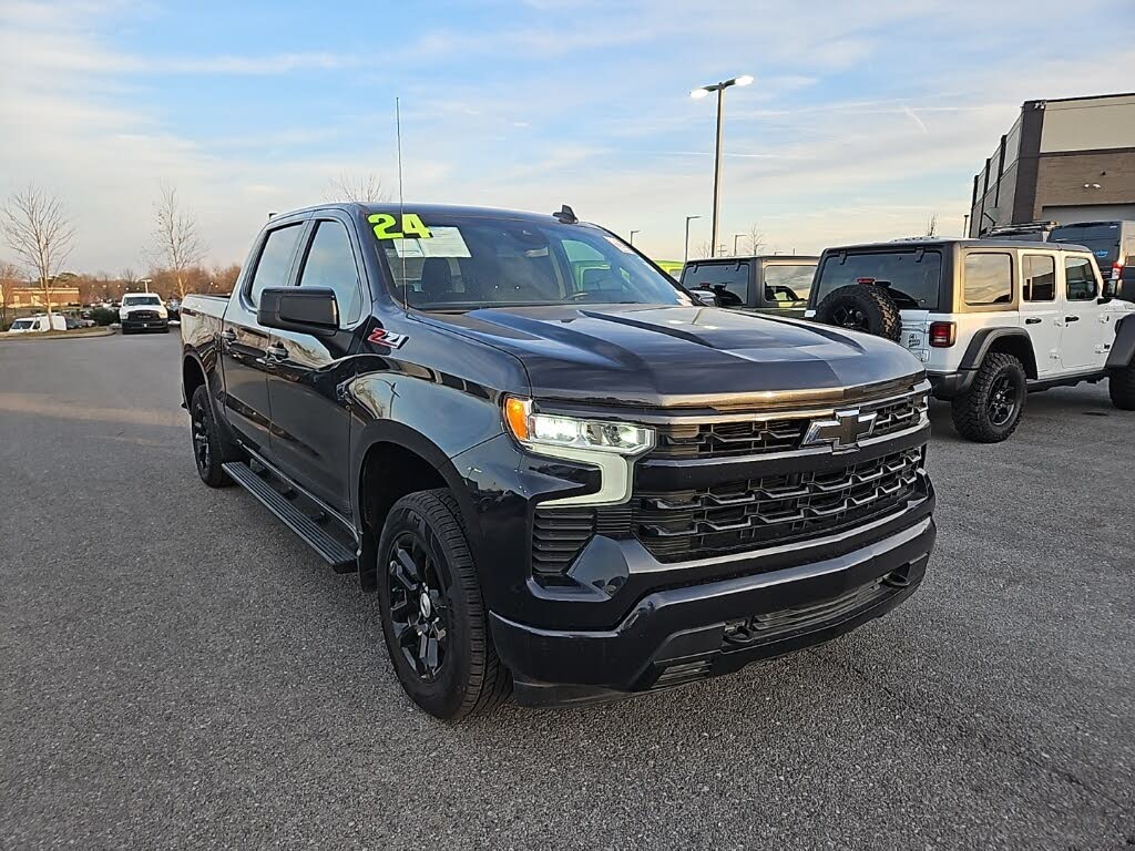 2024 Chevrolet Silverado 1500 RST Crew Cab 4WD