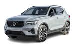 Volvo XC40 B5 Plus Dark Theme AWD