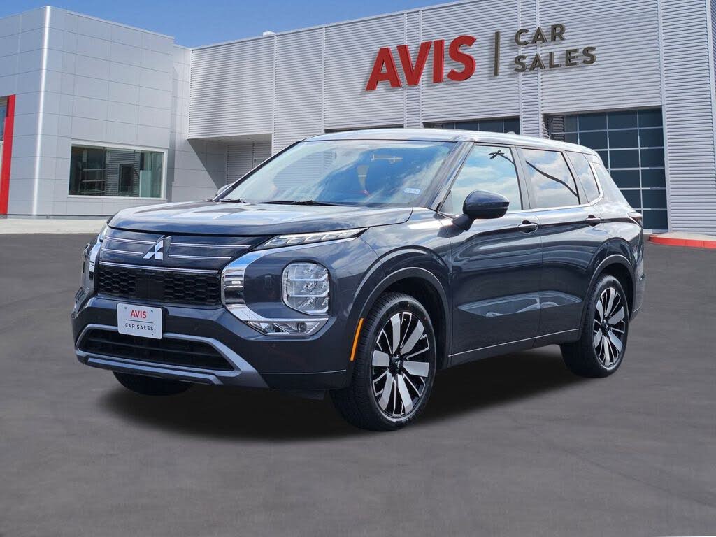 2025 Mitsubishi Outlander SE FWD